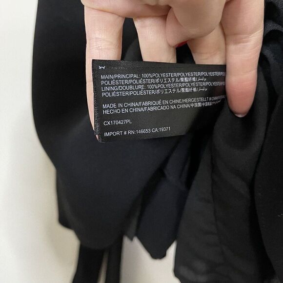 C/MEO collective black vneck sleeveless tie waist romper size XS - Picture 3 of 7